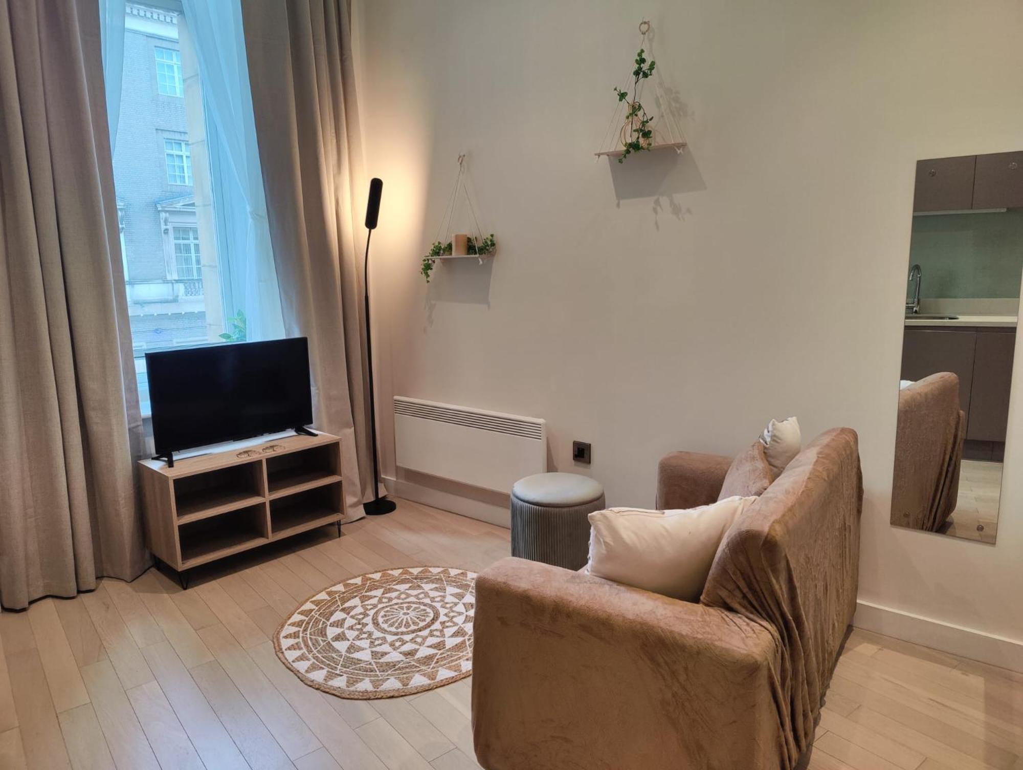 Liverpool Gem: Cozy Studio Retreat Exterior photo